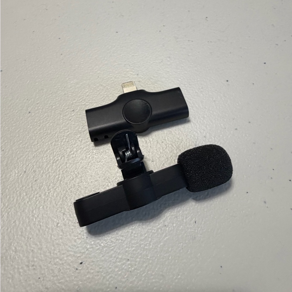 Clip-On Lavalier Microphone - Black
